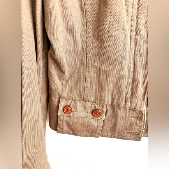 NEW COLE HAAN KHAKI DENIM JACKET DETAILED RUFFLE & ZIPPERED W/ BUTTONS SZ M - Picture 9 of 13